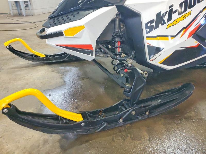 2012 Skidoo Mz z x 800r