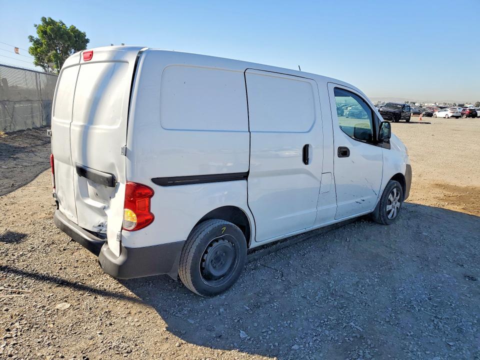 2015 Nissan NV200