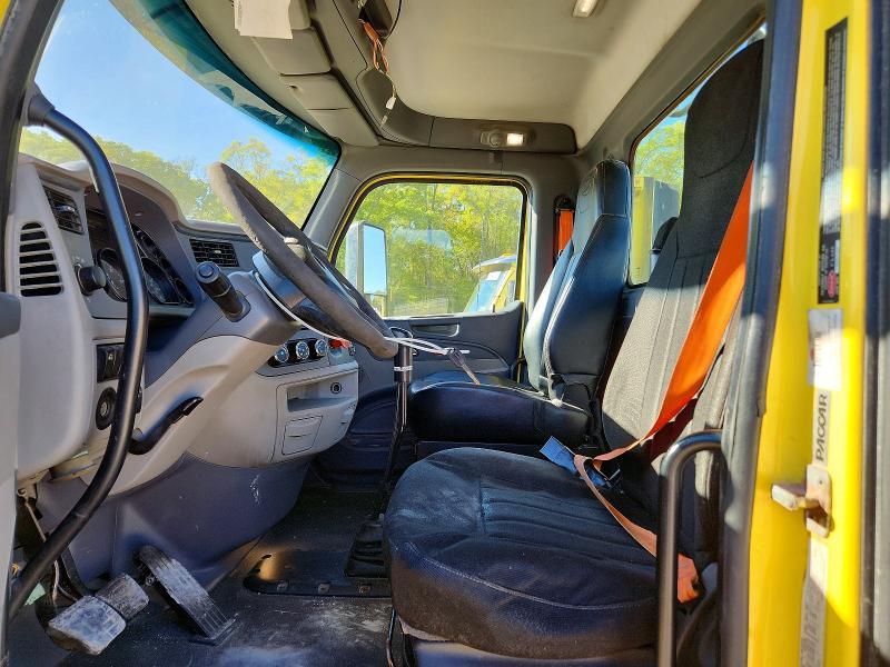 2017 Peterbilt 579 Semi Truck