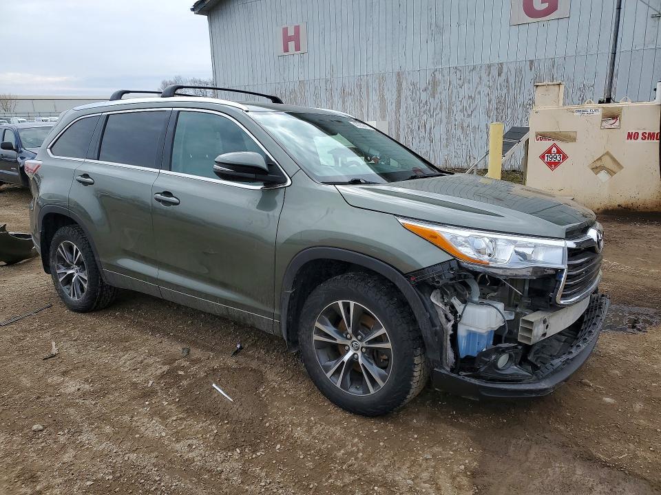 2016 Toyota Highlander xle