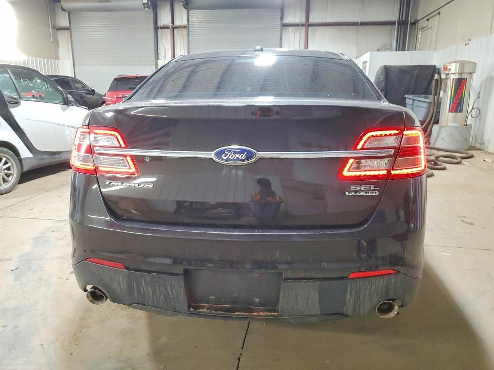 2014 Ford Taurus sel
