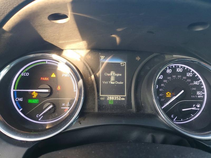 2019 Toyota Camry Hybrid le