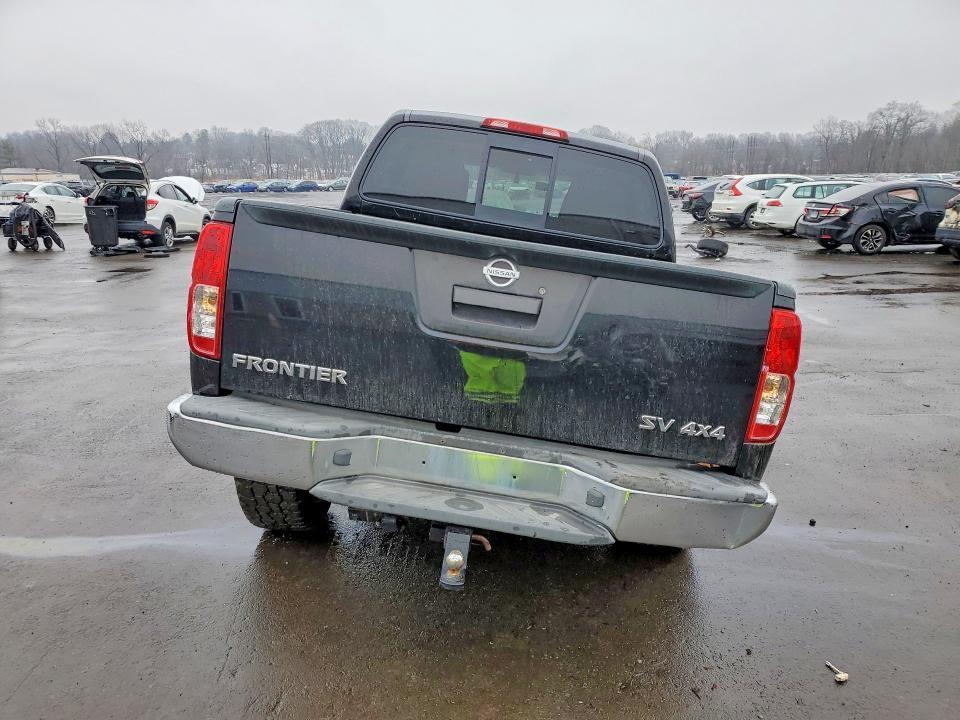 2015 Nissan Frontier sv