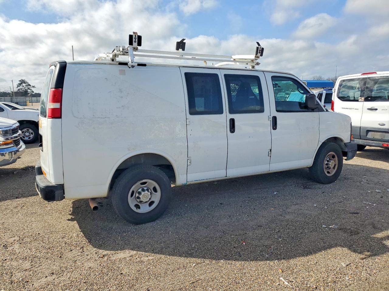 2013 Chevrolet Express G2500