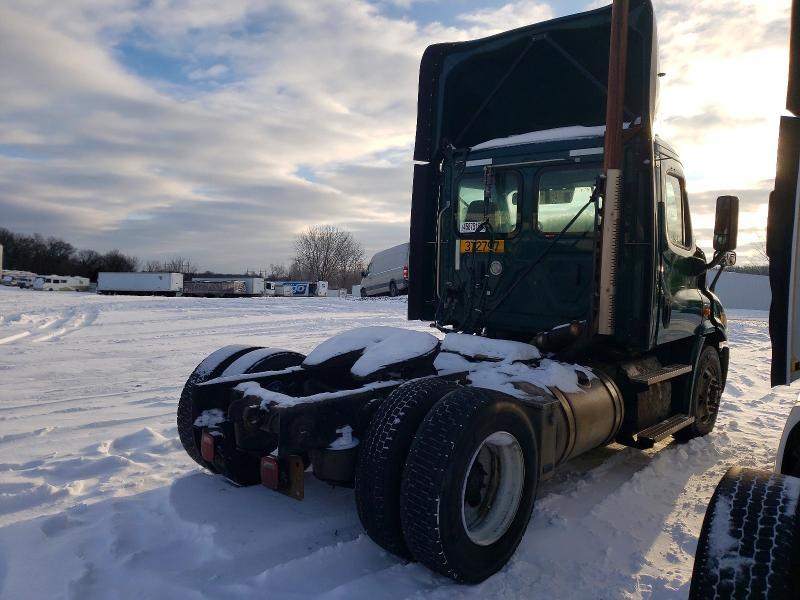 2018 Freightliner Cascadia 113
