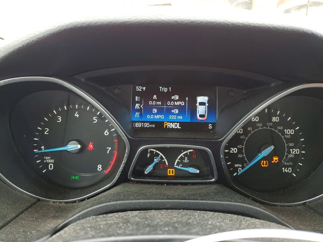 2016 Ford Focus se