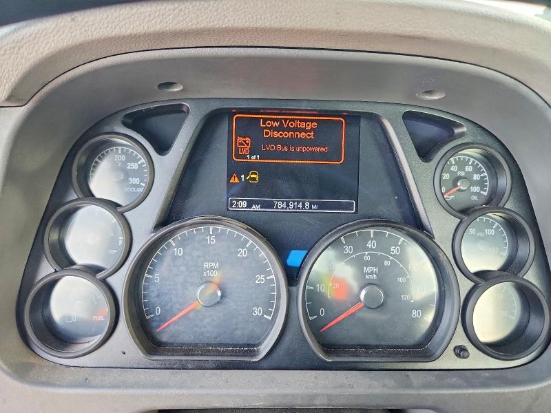 2017 Peterbilt 579 Semi Truck