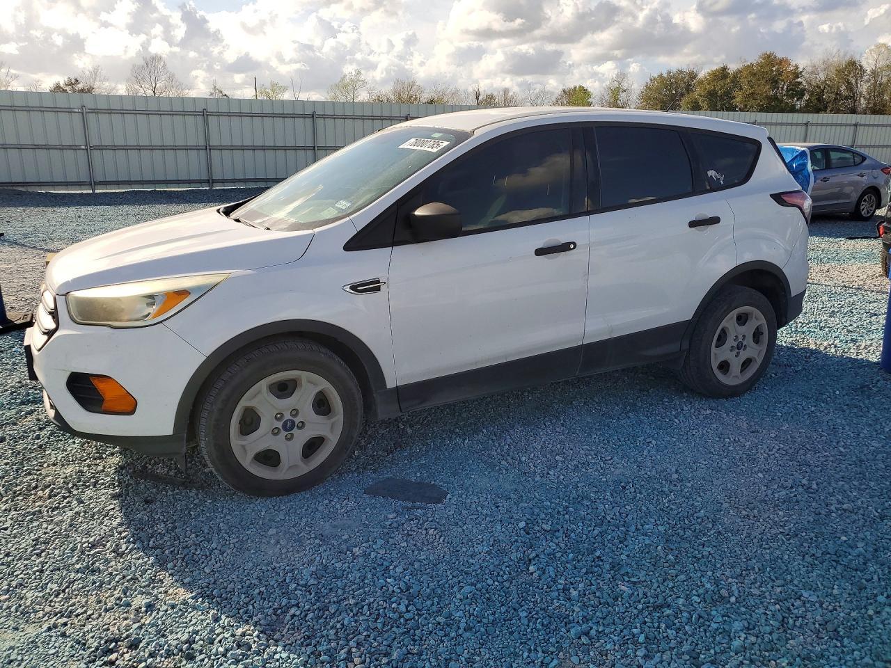 2017 Ford Escape s