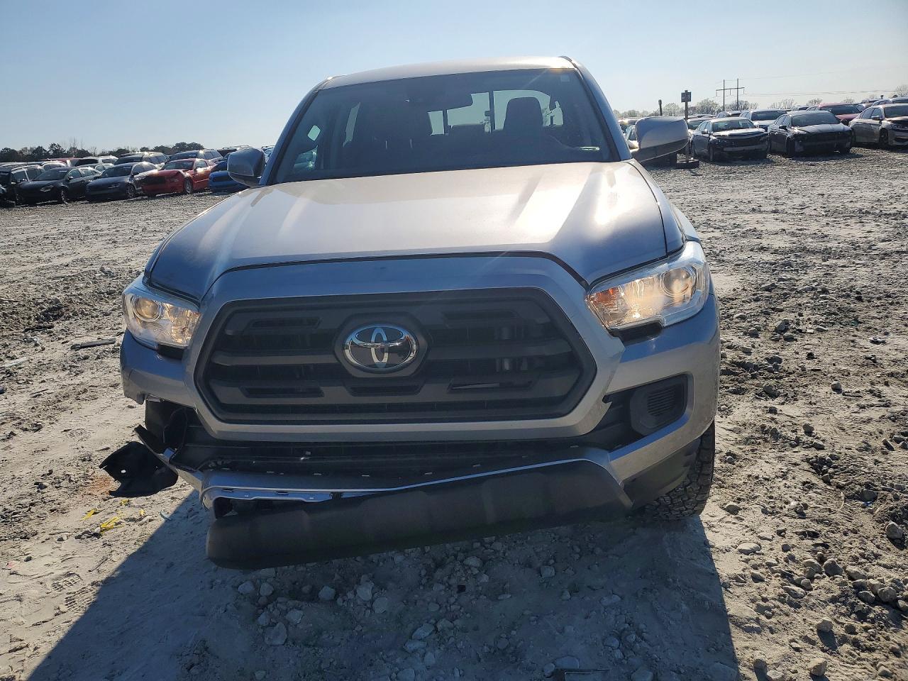2019 Toyota Tacoma SR