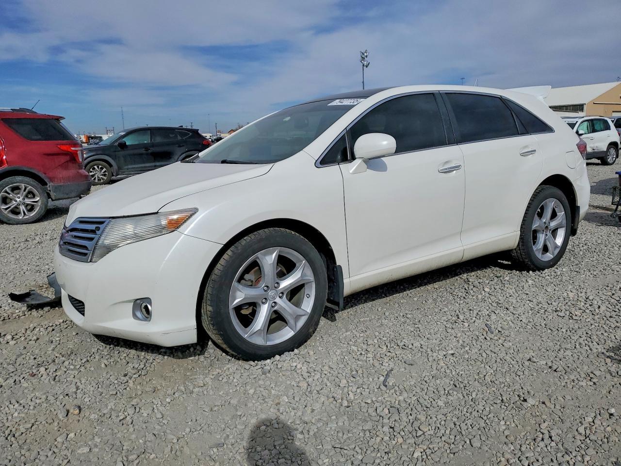 2010 Toyota Venza awd V6