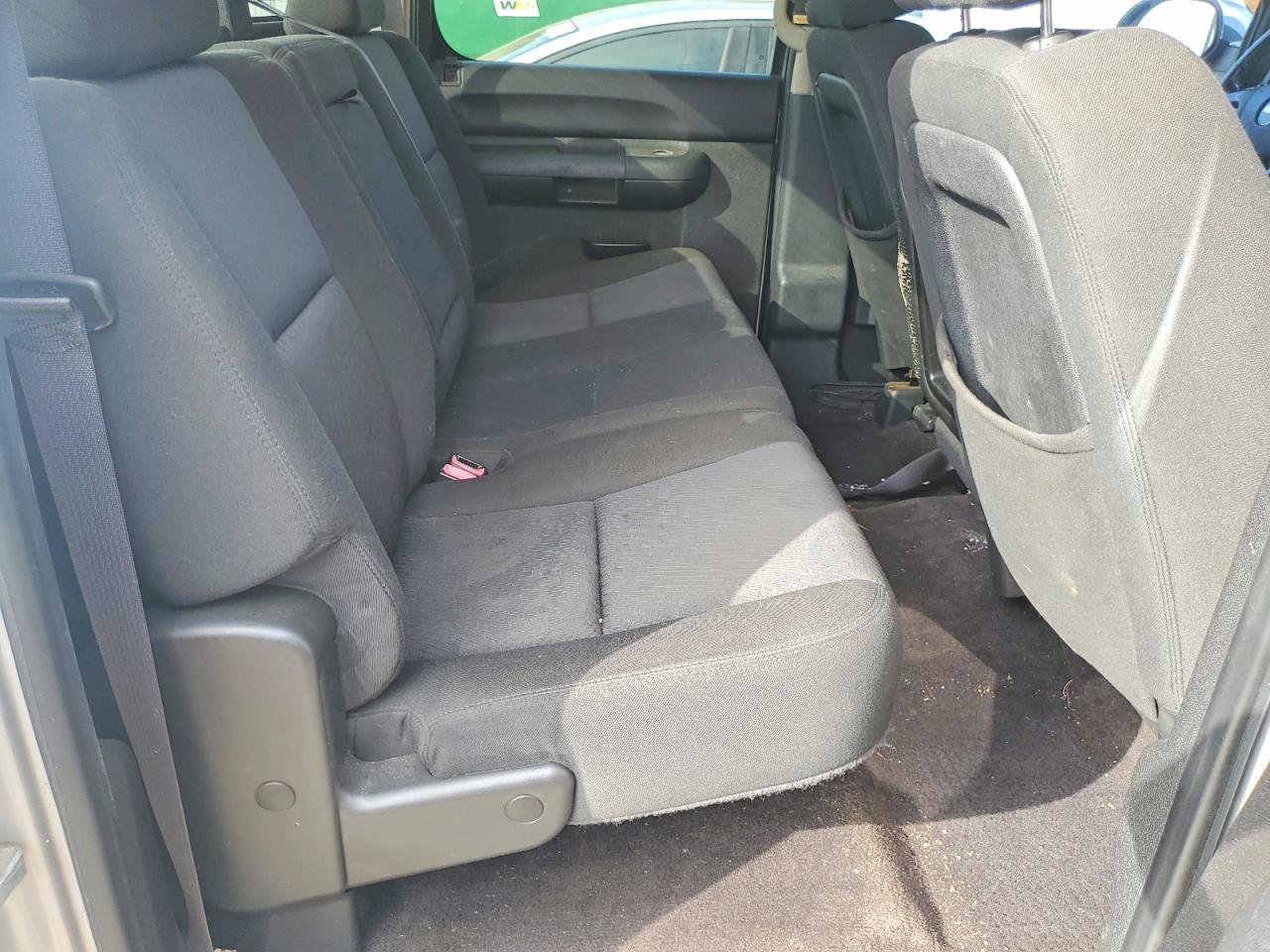 2011 Chevrolet Silverado C1500 LS