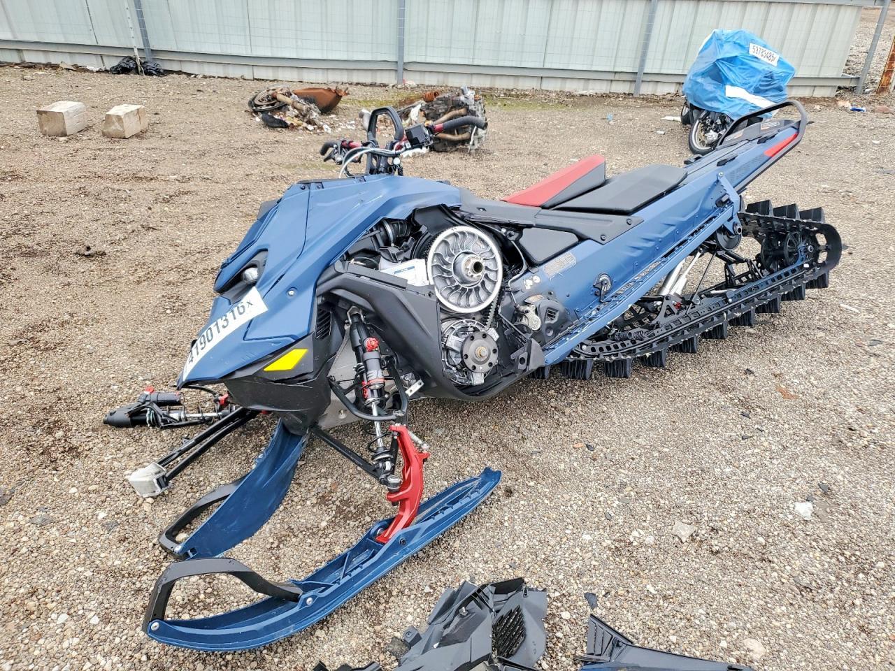 2025 Skidoo 2025 SKI-DOO Summit Expert 154 85