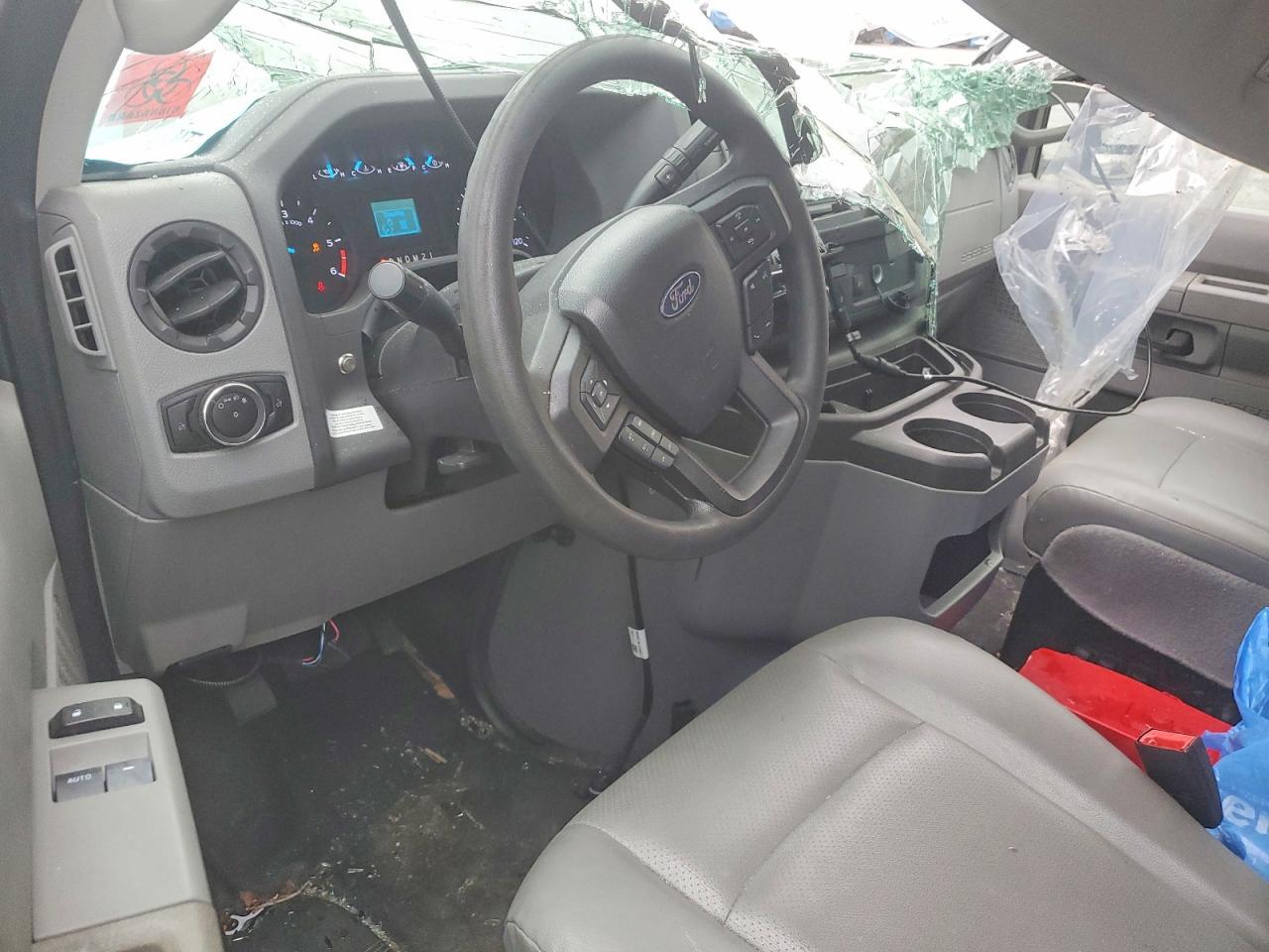 2024 Ford E350 Refrigerated BOX Truck