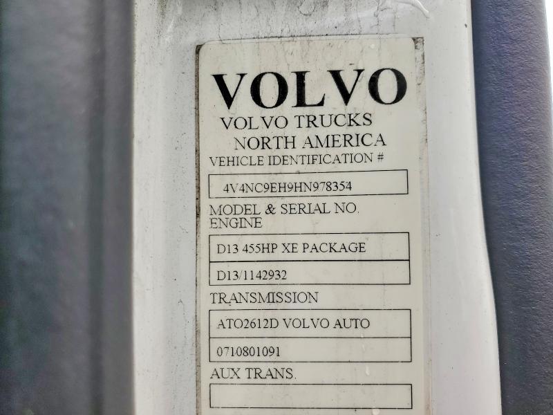 2017 Volvo VNL Semi Truck