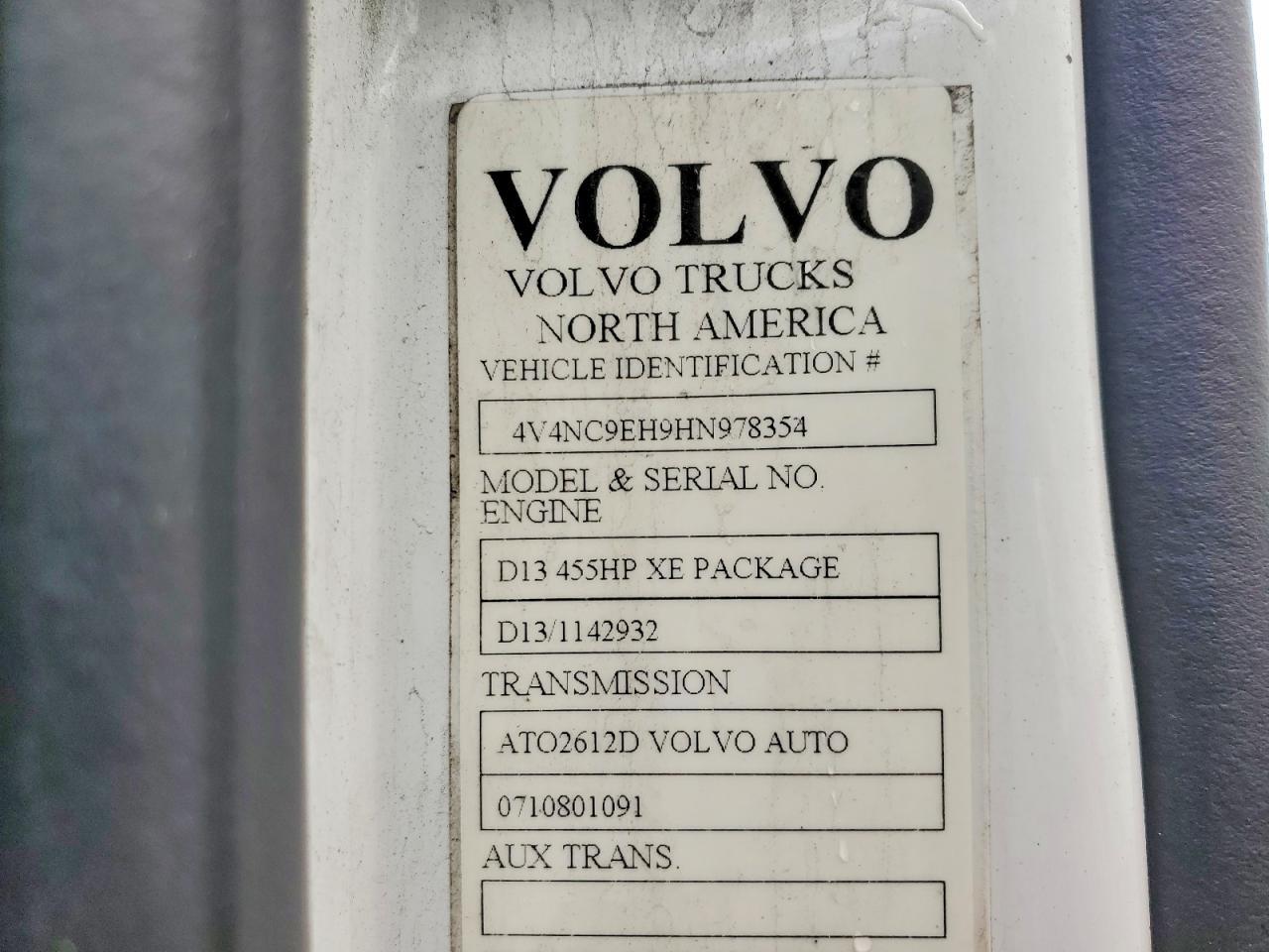 2017 Volvo VNL Semi Truck