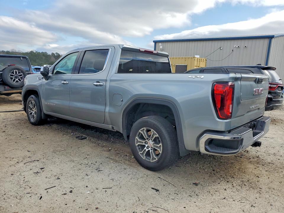 2025 GMC Sierra K1500 SLT