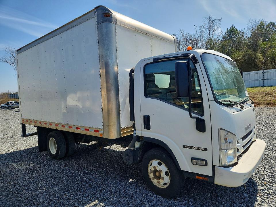 2018 Isuzu NPR BOX Truck