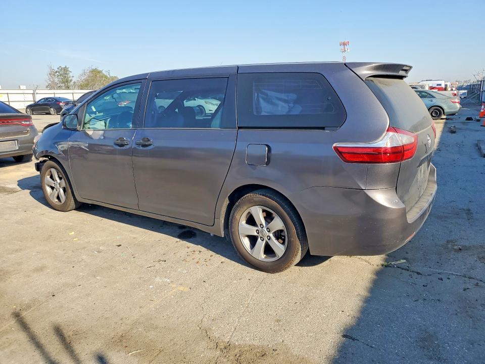 2016 Toyota Sienna l 7-passenger