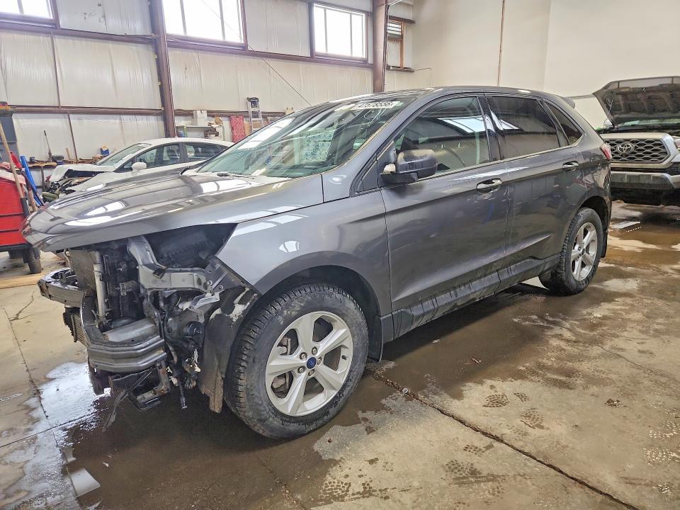 2022 Ford Edge se