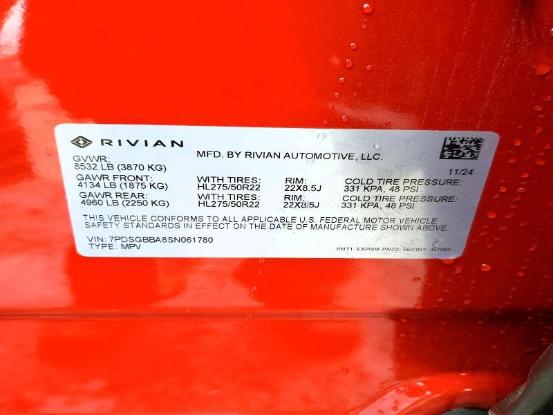 2025 Rivian R1S Adventure