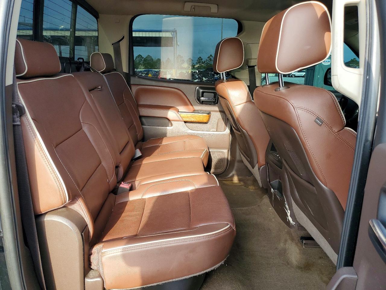 2015 Chevrolet Silverado C1500 High Country