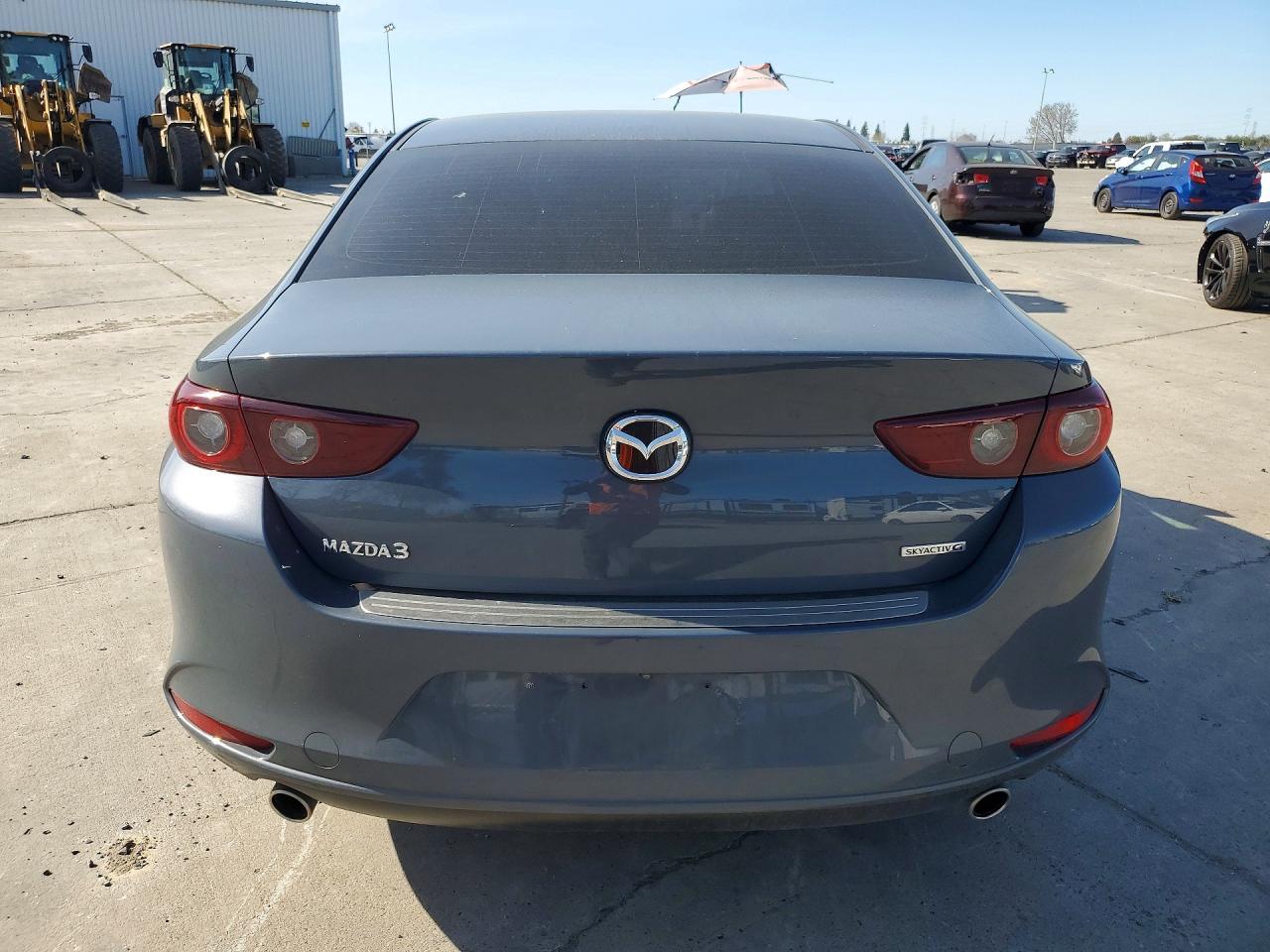 2023 Mazda 3 Preferred