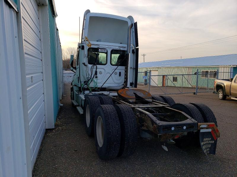 2020 Freigliner 2020 Freightliner Cascadia 126 Semi Truck