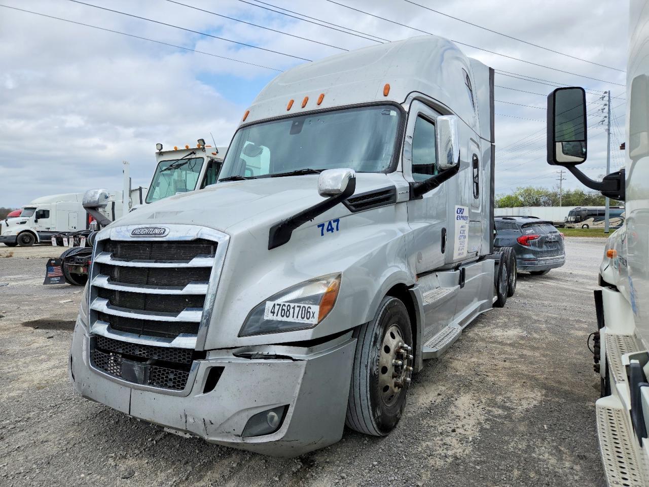 2020 Freigliner 2020 Freightliner Cascadia 126 Semi Truck