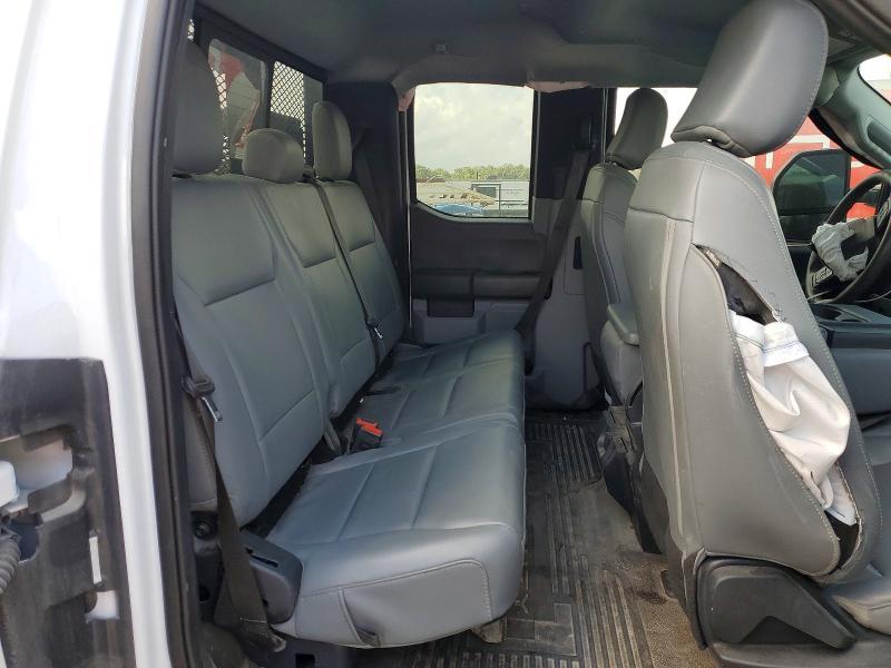 2024 Ford F450 Super Duty Flatbed Truck