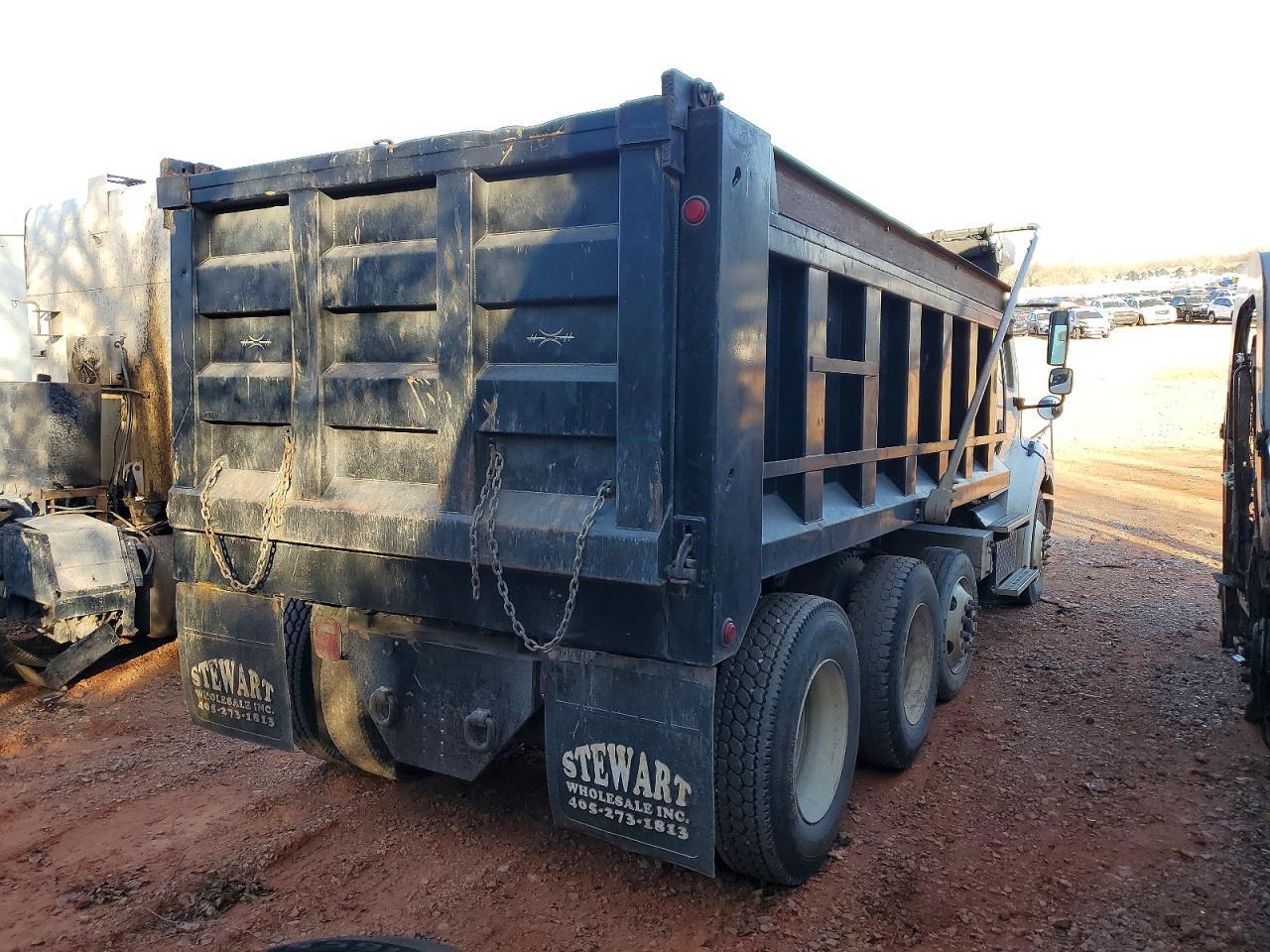 2014 Freightliner Business Class M2 Dump Truck