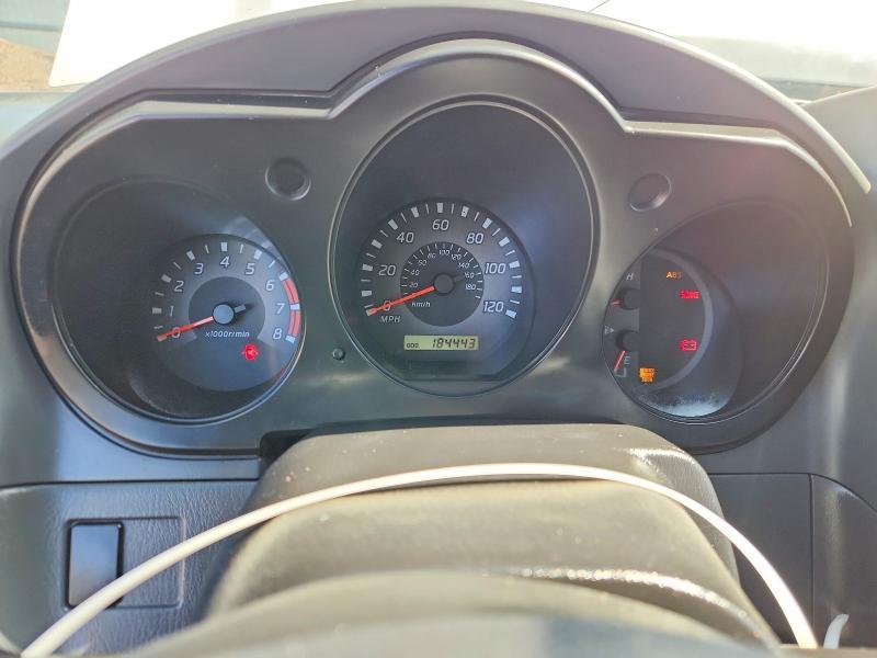 2002 Nissan Frontier Standard