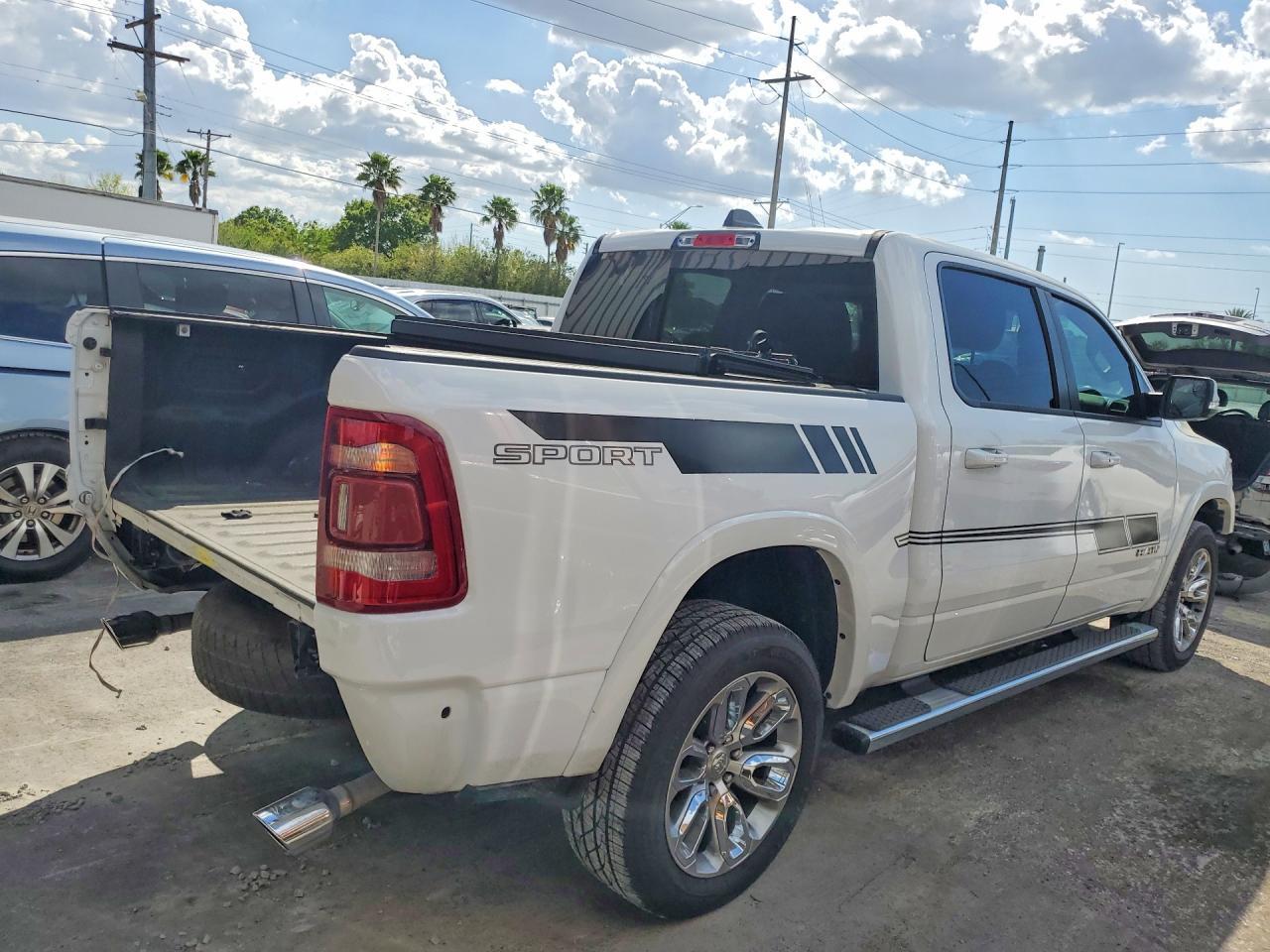 2022 Dodge 1500 Laramie