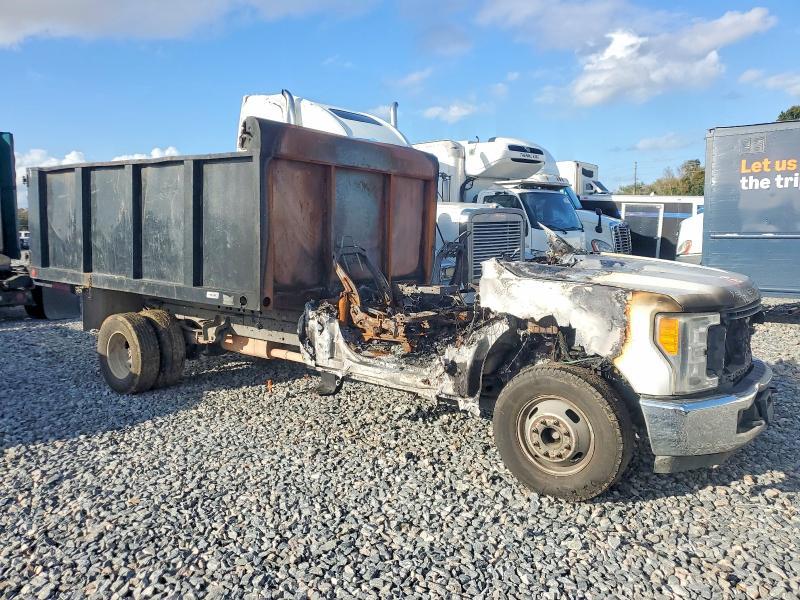 2017 Ford F350 Super Duty Dump Truck