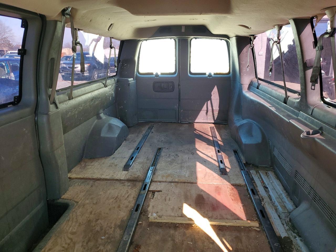 2006 GMC Savana G3500