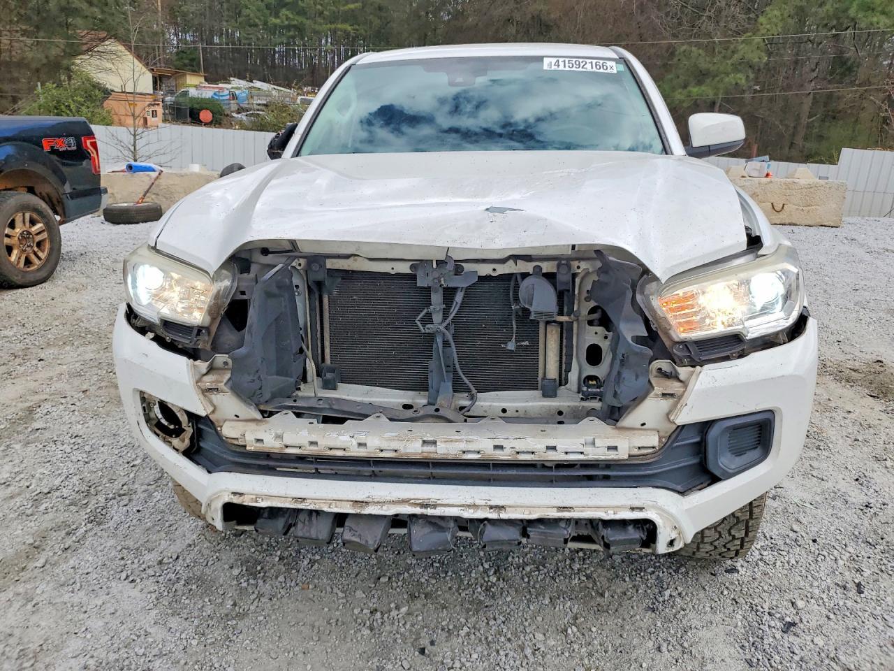 2018 Toyota Tacoma SR