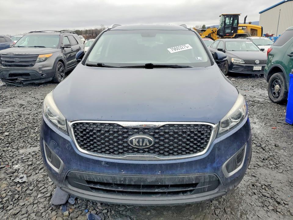 2016 KIA Sorento lx V6