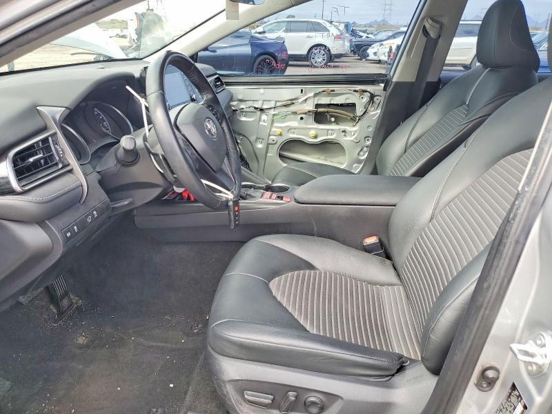 2022 Toyota Camry Hybrid se