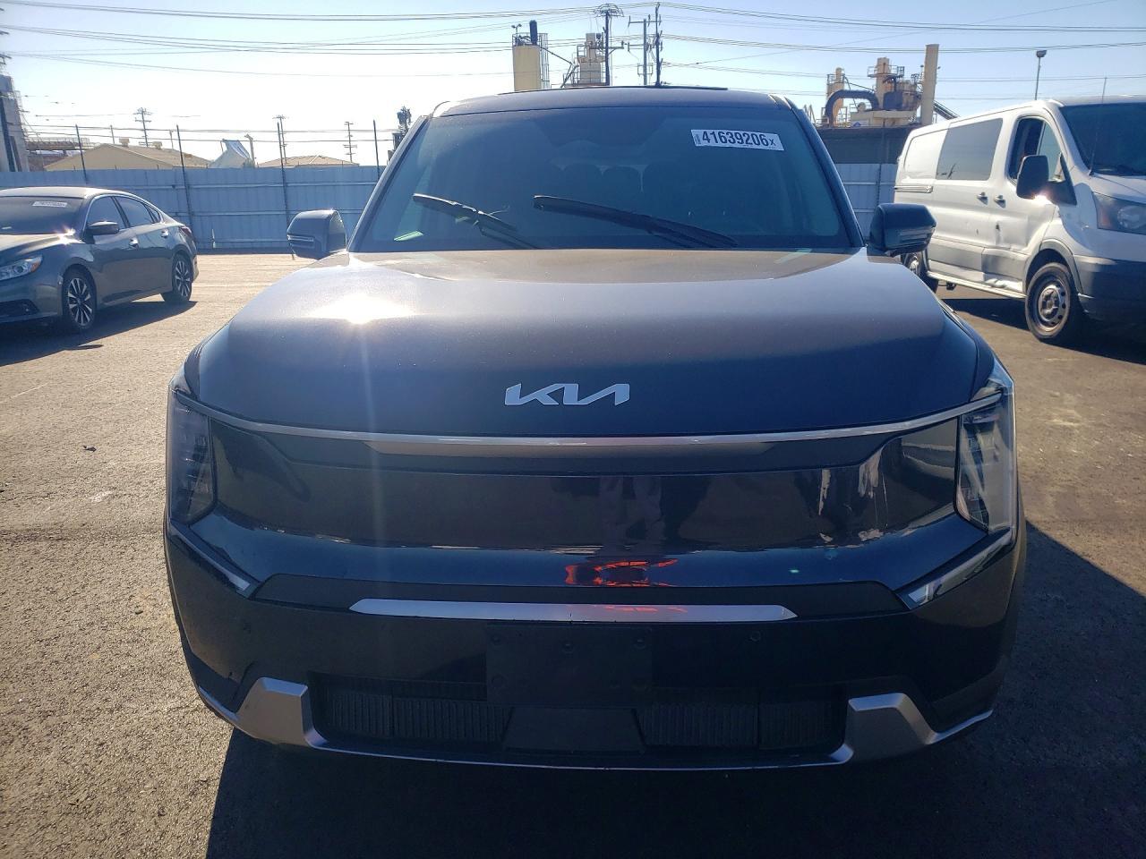 2026 KIA EV9 Light Long Range