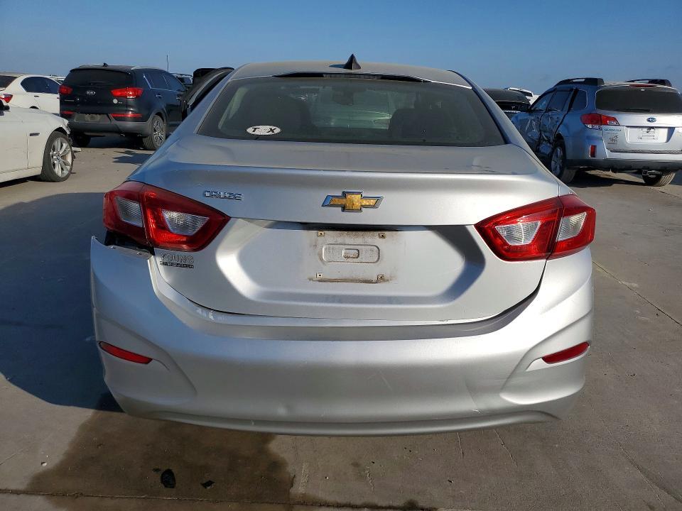 2018 Chevrolet Cruze ls