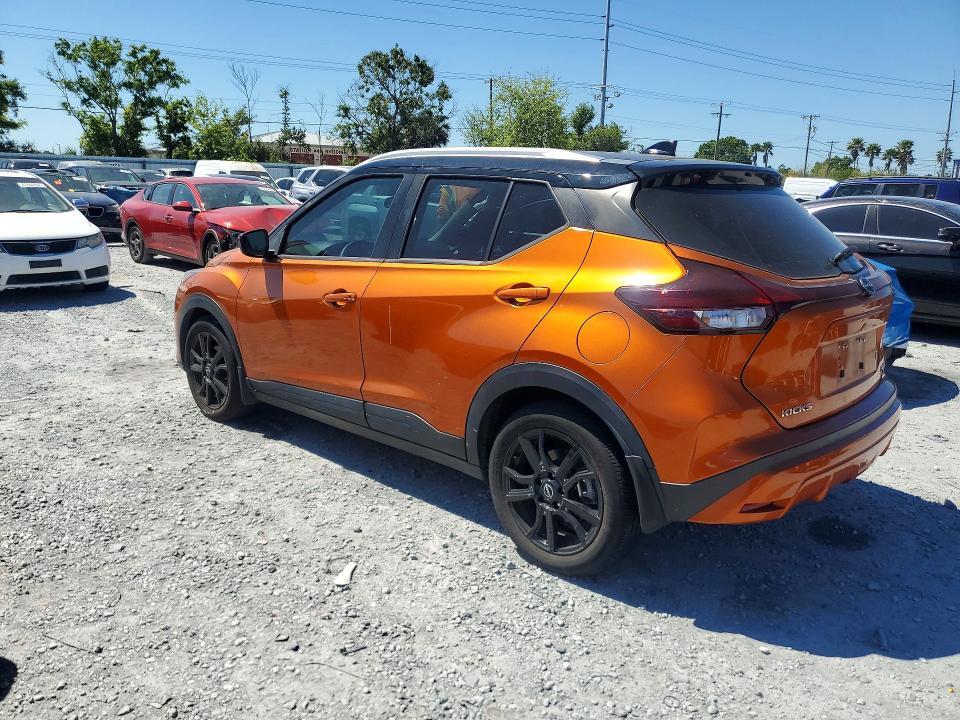 2023 Nissan Kicks sv