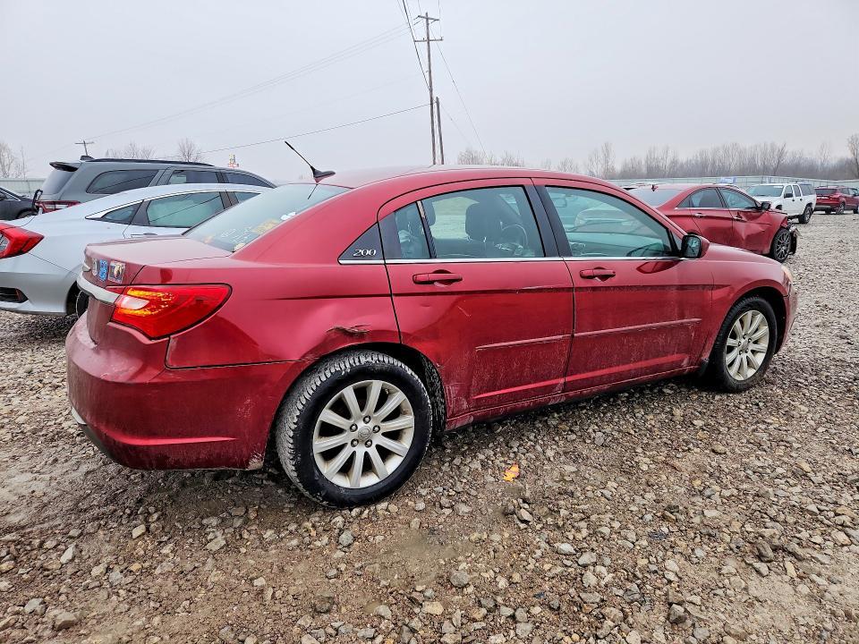 2013 Chrysler 200 Touring