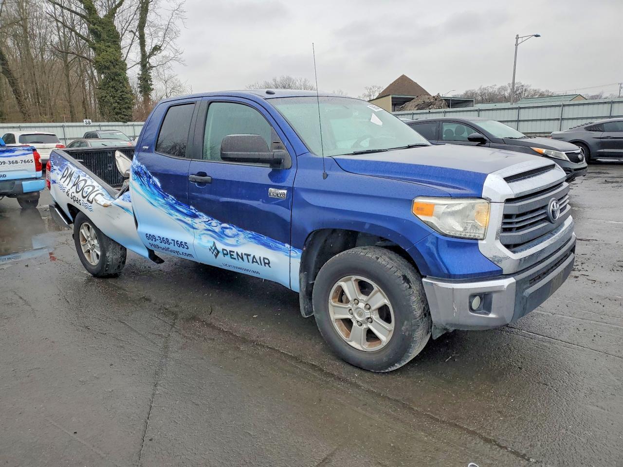 2014 Toyota Tundra SR5