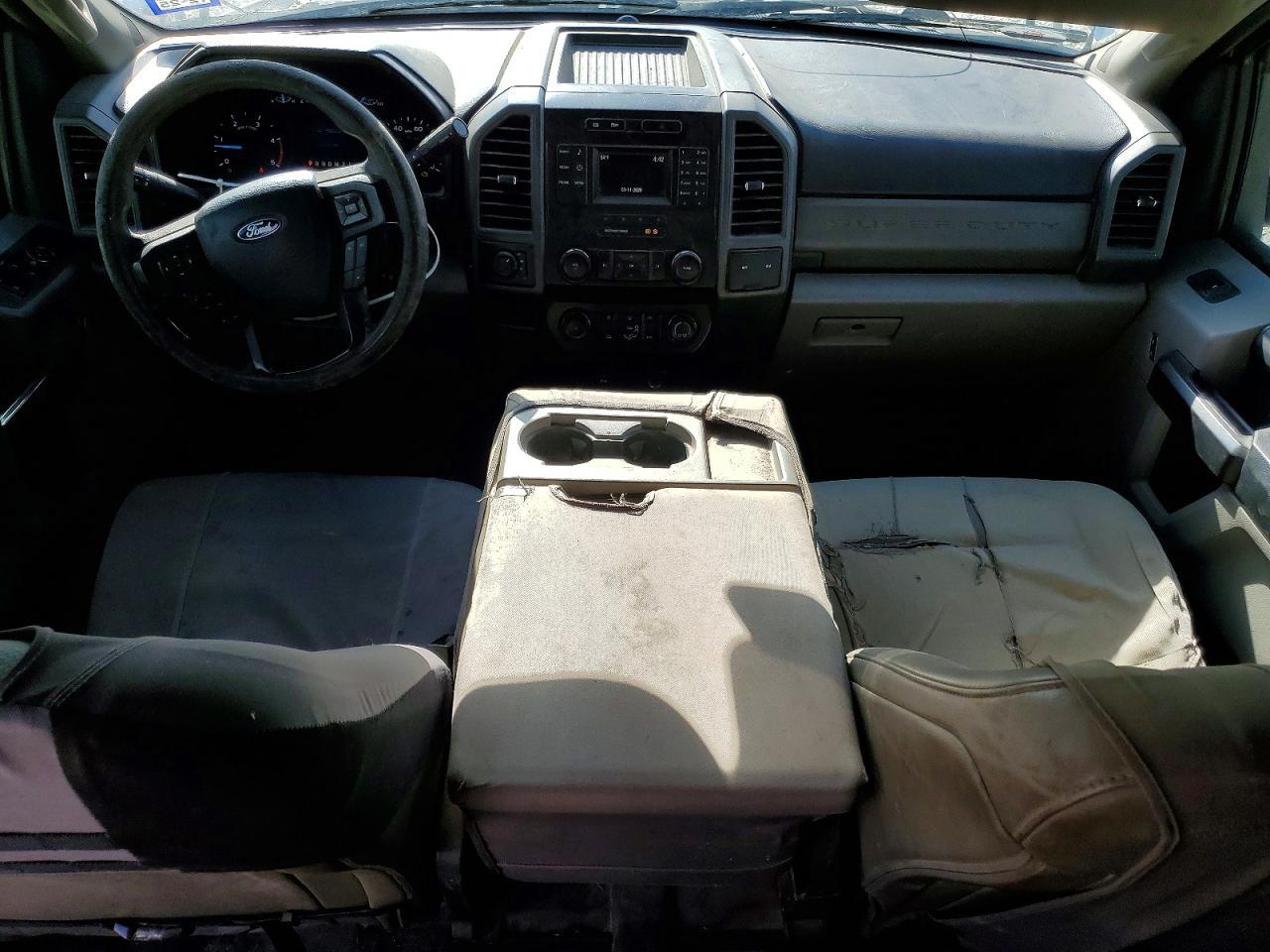 2019 Ford F350 Super Duty Truck Cab AND Chassis