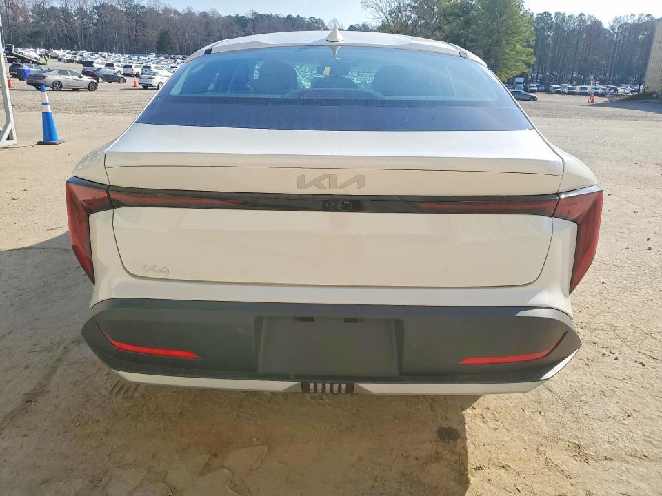 2026 KIA K4 lxs