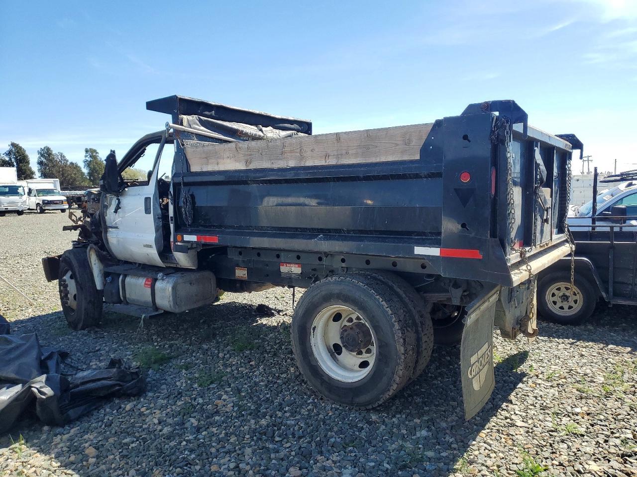 2019 Ford F750 Super Duty Dump Truck