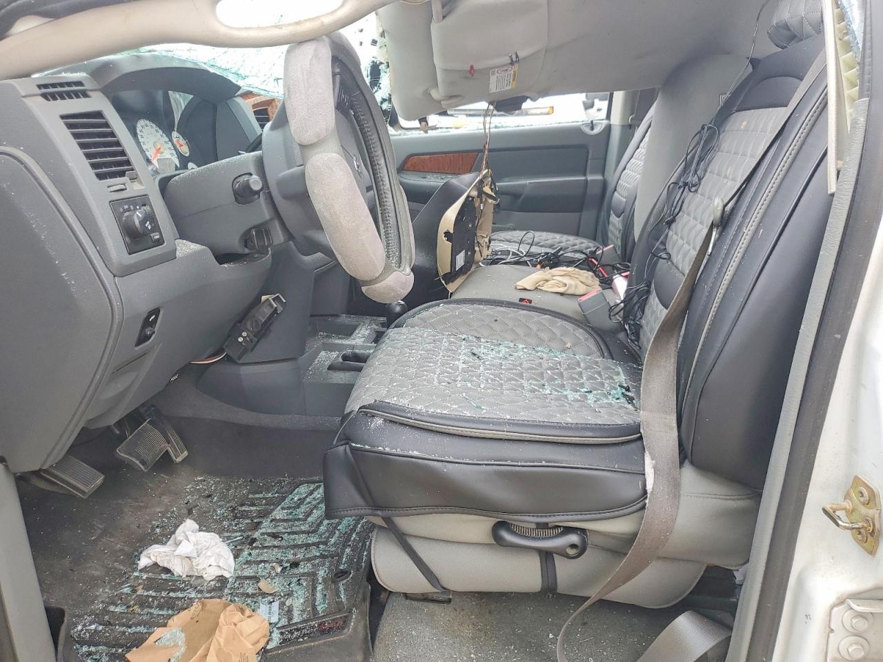 2006 Dodge RAM 2500 ST