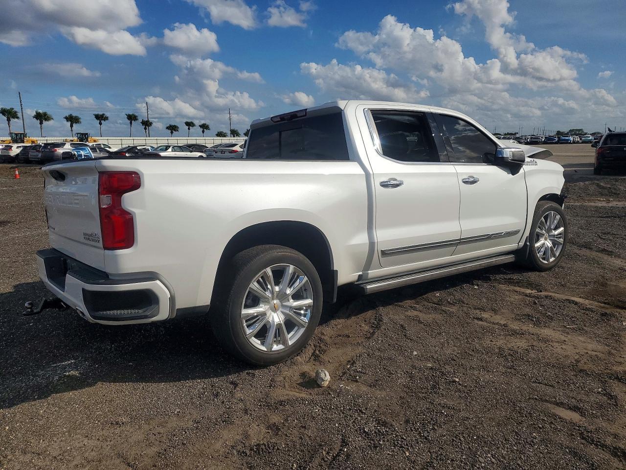 2023 Chevrolet Silverado K1500 High Country
