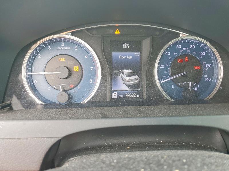 2016 Toyota Camry le