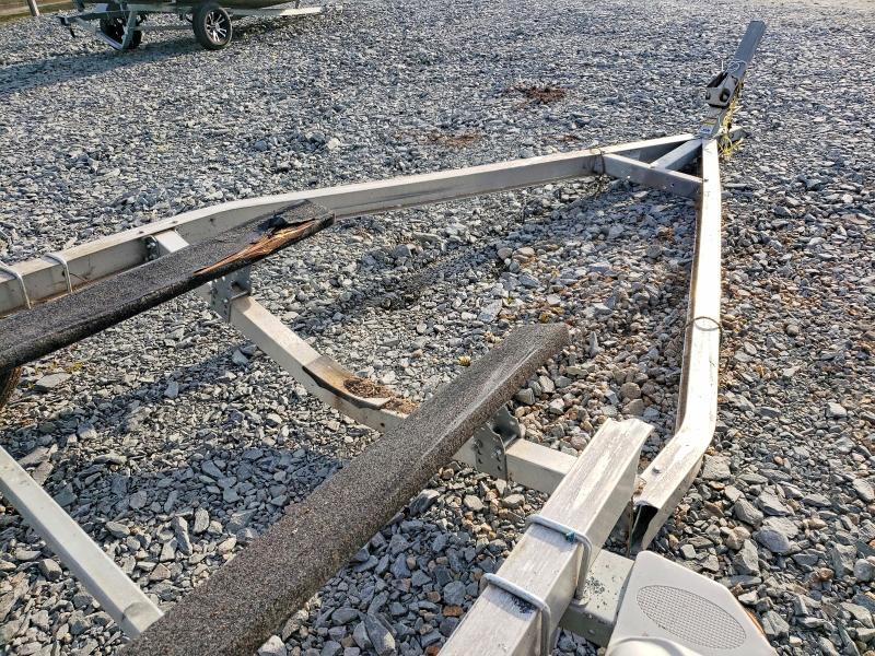 2018 Ezlo 1977 Trailer Boat Trailer