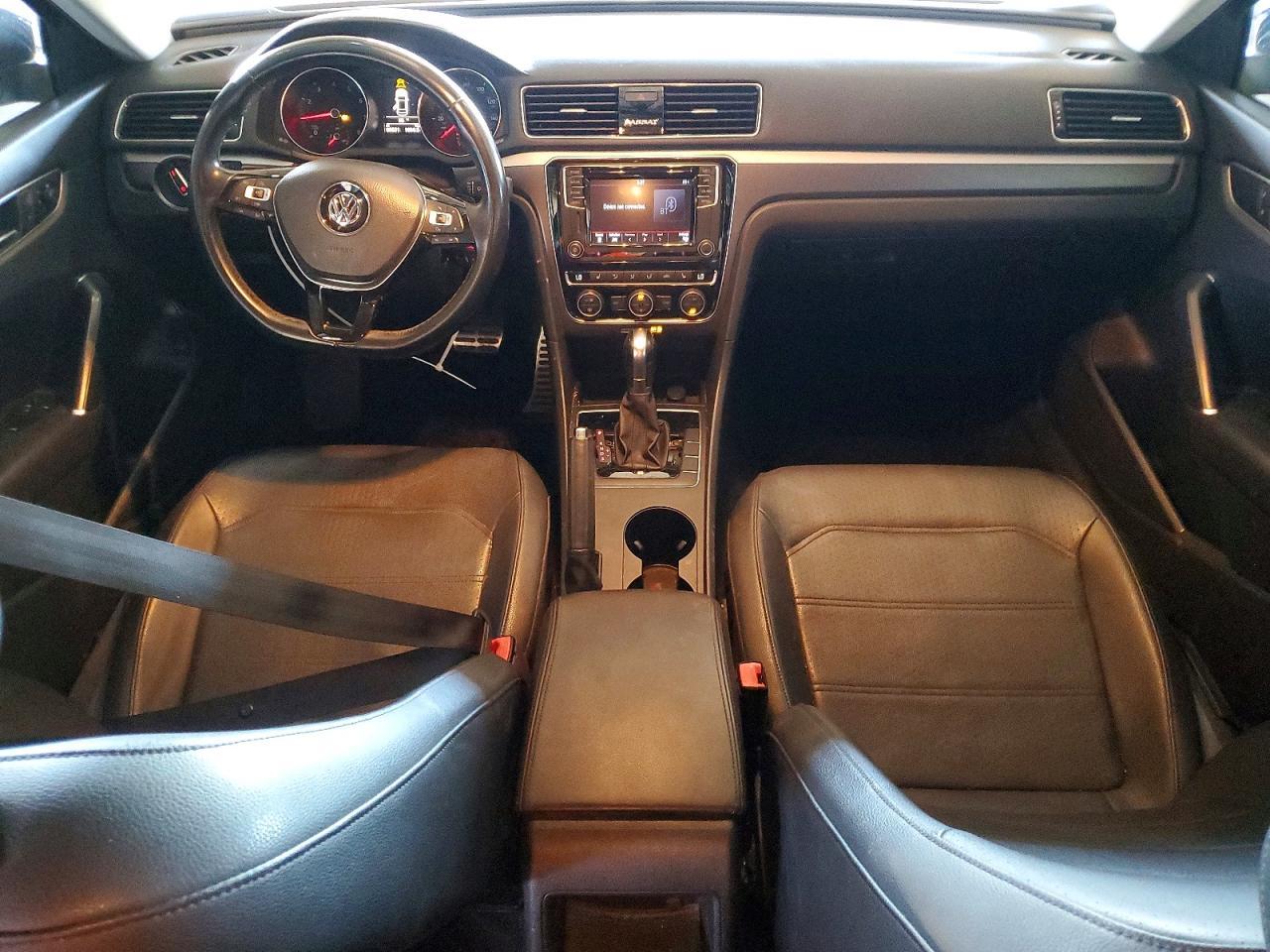 2018 Volkswagen Passat s